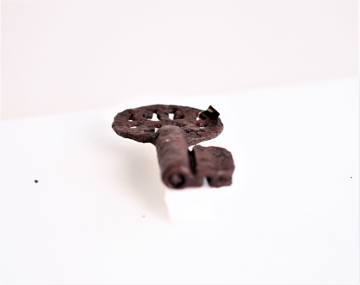 Nøkkel av jern fra middelalder funnet på Østre Kraby.