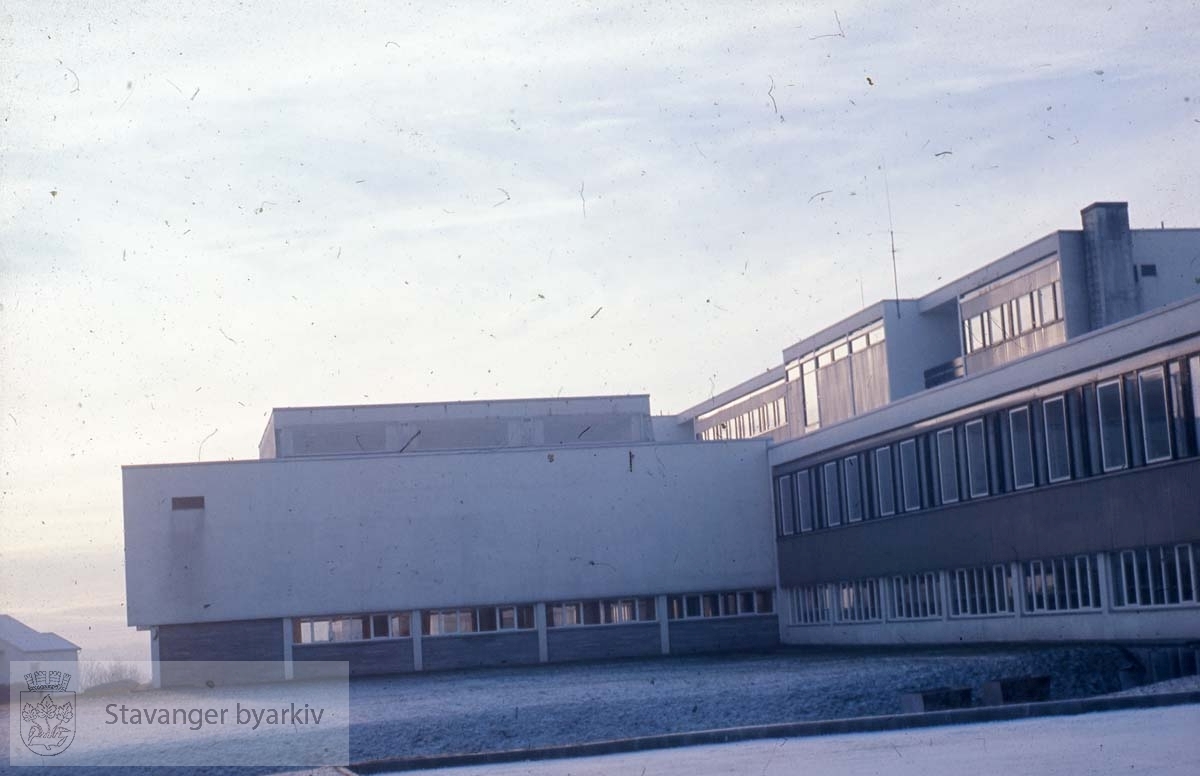 Ullandhaug skole