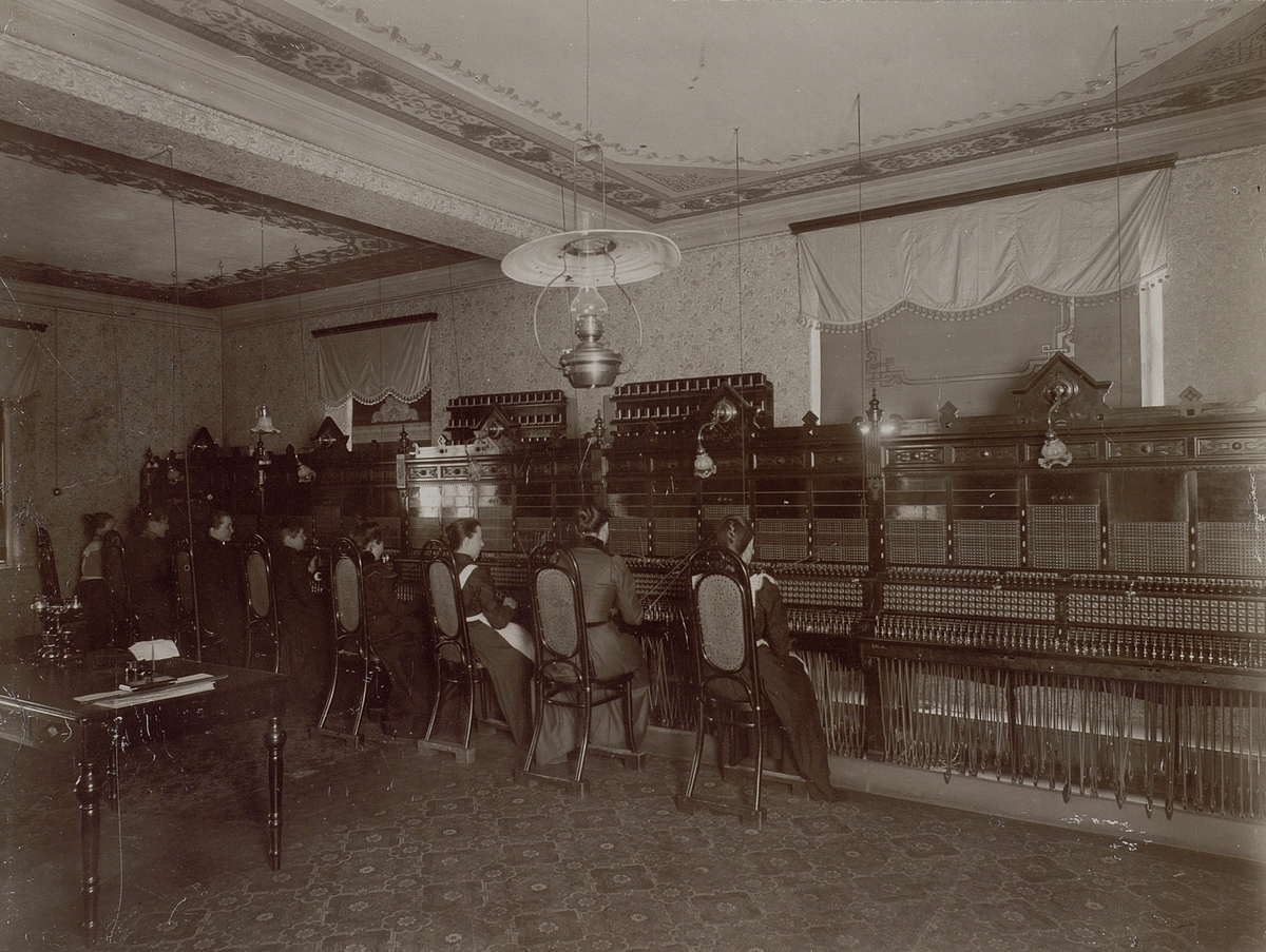 Tammerfors, Finland, 1896. LME . Telefonstation. Interiör.