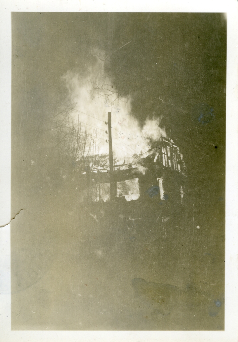 Fredrikstad, Nygaardsgaten 7, Victoria Hotell (tdligere Ny-Nygaard hovedgård), brant ned til grunnen 21. februar 1936.