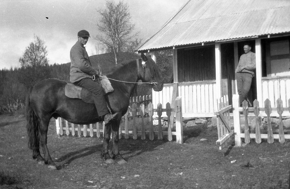 Mann På Hest Anno Musea I Nord Østerdalen Digitaltmuseum 