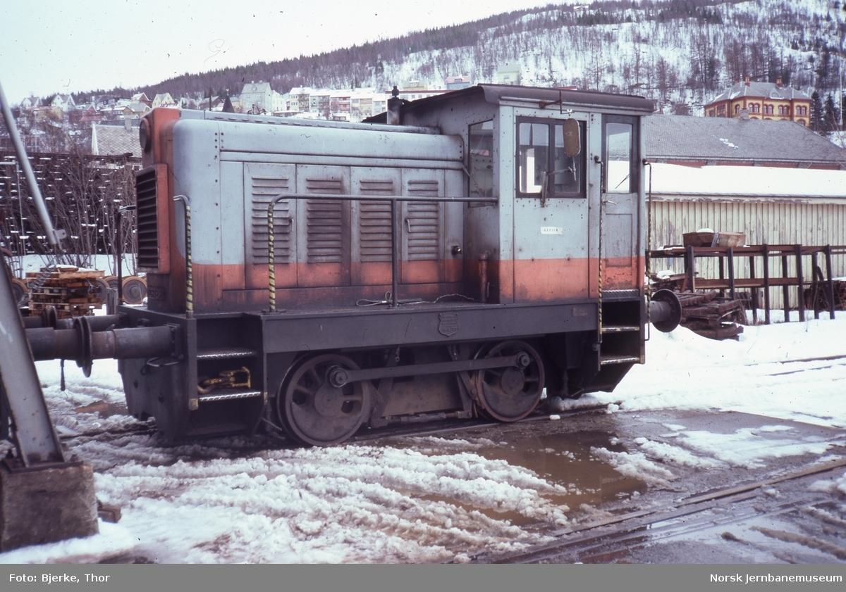 LKABs diesellokomotiv nr. 39 - fabrikat Porter - ved LKABs verksted