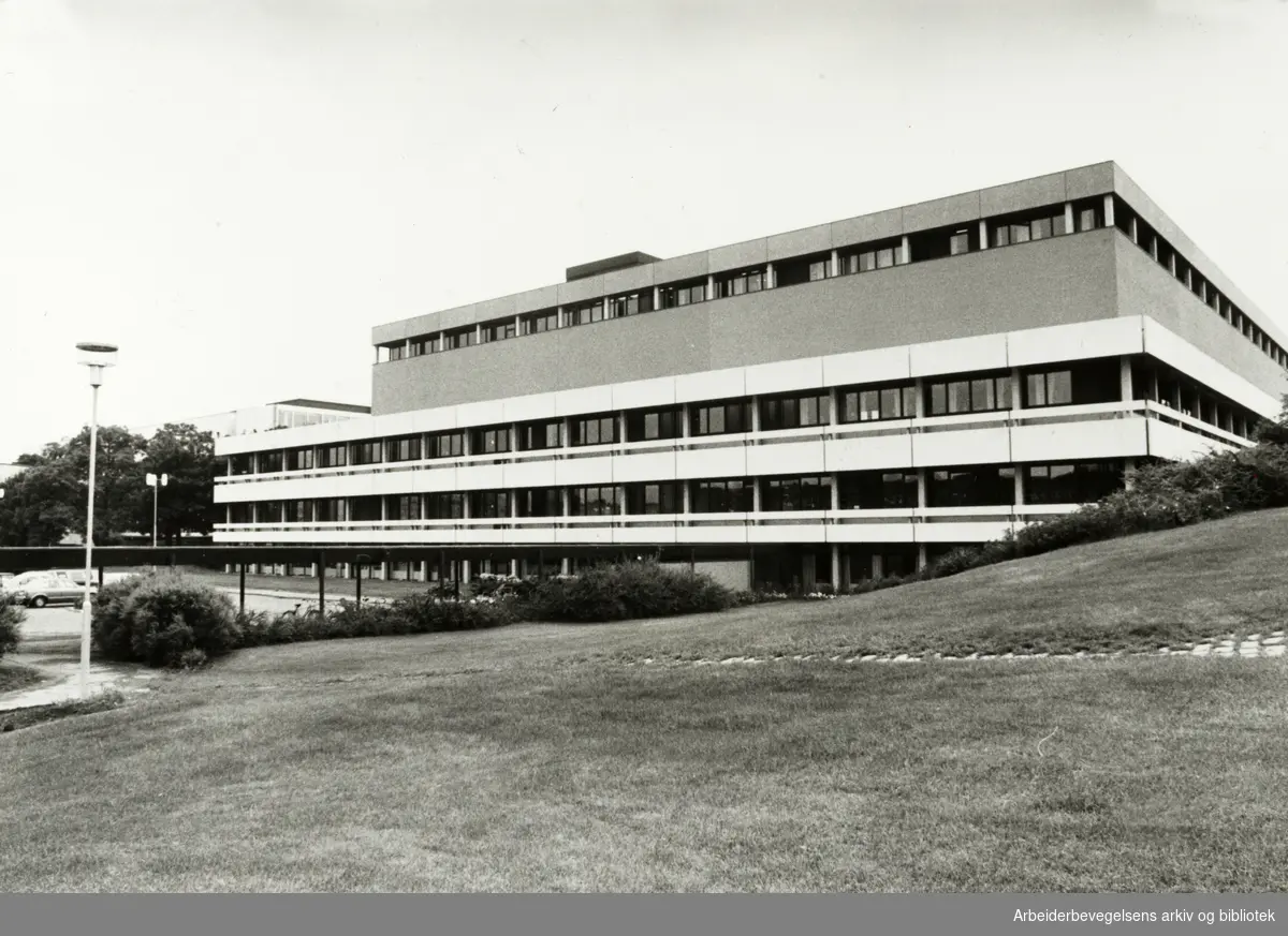 Marienlyst. Kringkastingshuset. August 1979