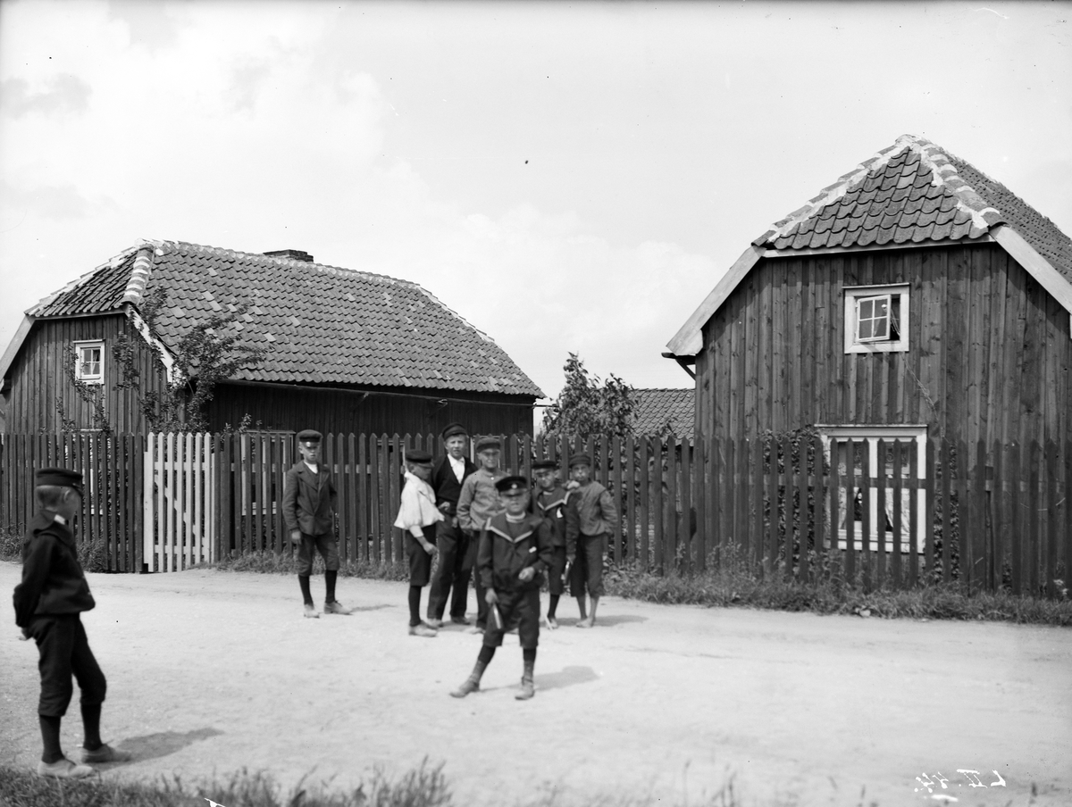 Tegelbruket på Öster i Jönköping. Tegelbruksgården låg nedanför Rosenlunds herrgård, norr om Huskvarnavägen.