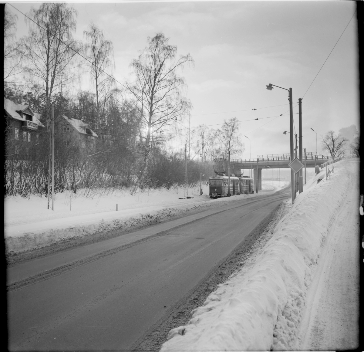 Lidingö Trafik Aktiebolaget, LiB A24(A) 11 "ängbyvagn" linje 20 Ropsten - Kyrkviken.