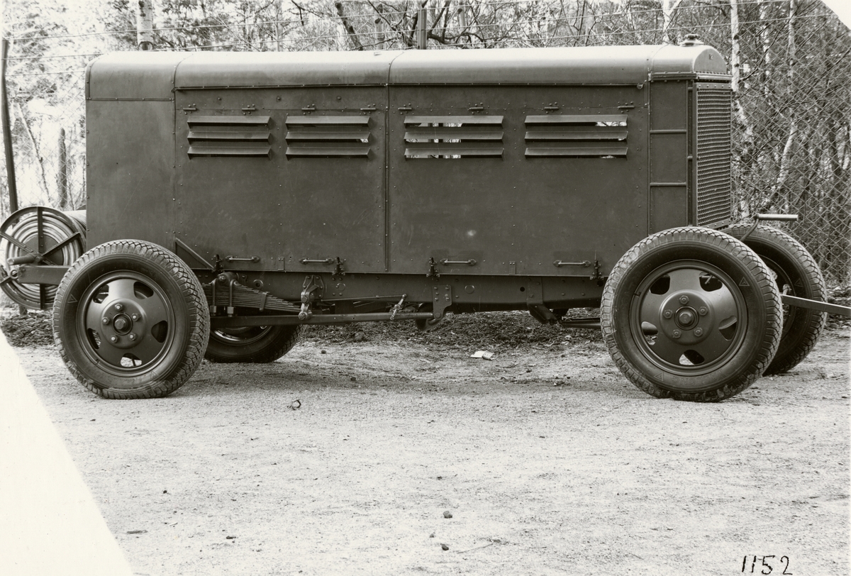 Maskinvagn 23 kW, med Fordchassi. Tillverkad av Svenska Instrument Aktiebolaget (SIA).