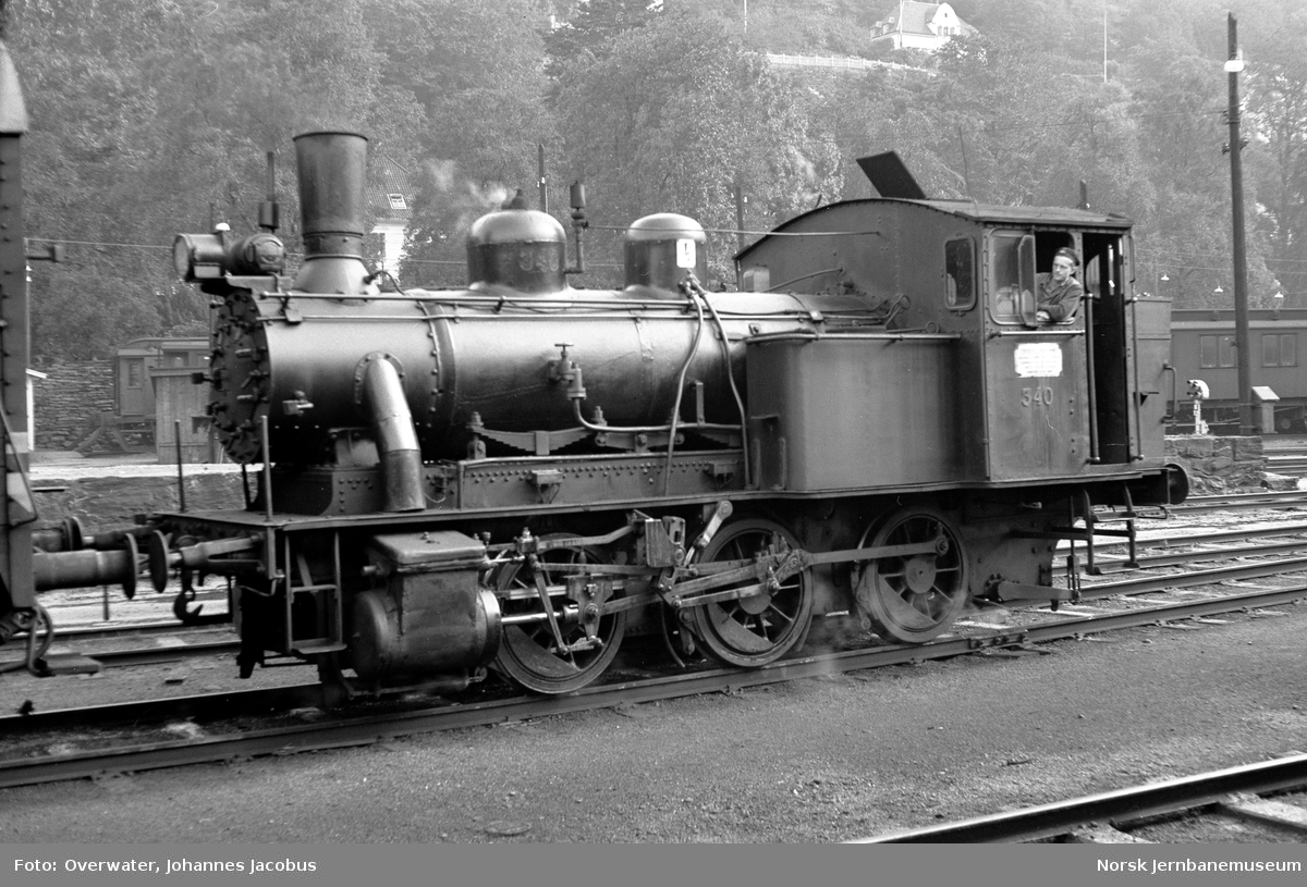 Damplokomotiv type 25b nr. 340 på Bergen stasjon
