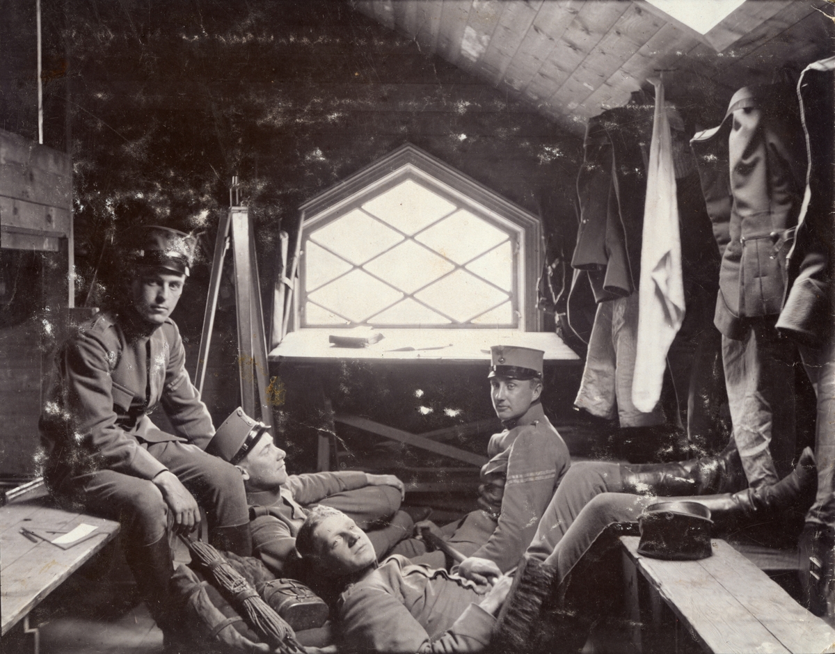 Soldater från Fortifikationen vid Laxön 1902.