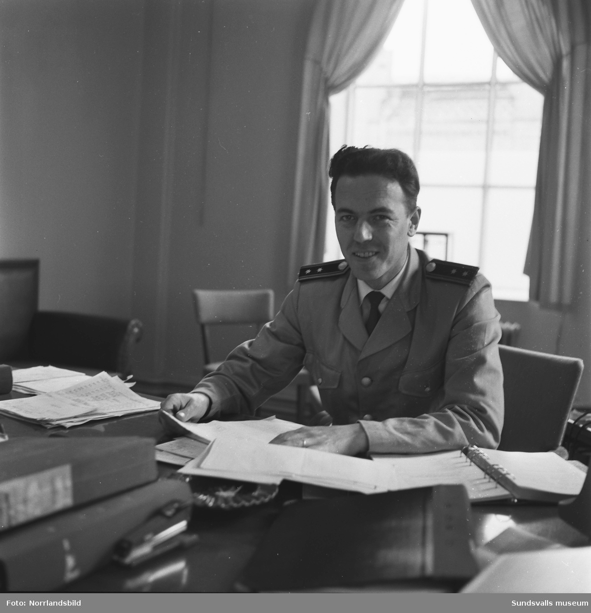 Tullöverkontrollör Göran Lundblad på sitt kontor.