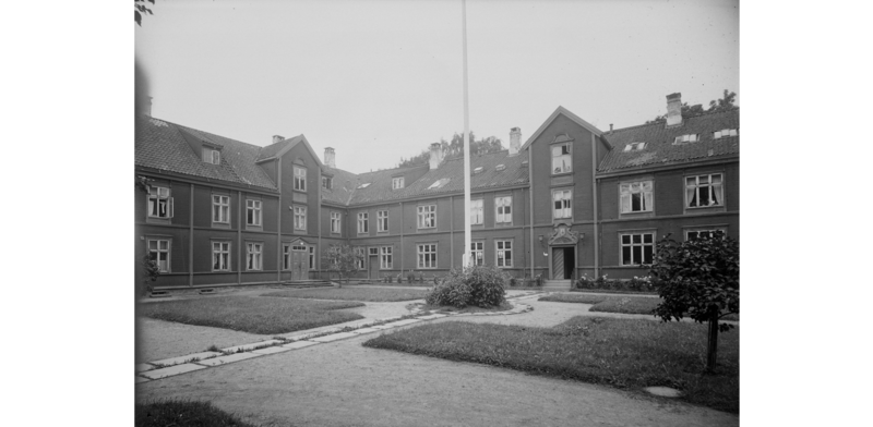 Waisenhuset 1945 (Foto/Photo)