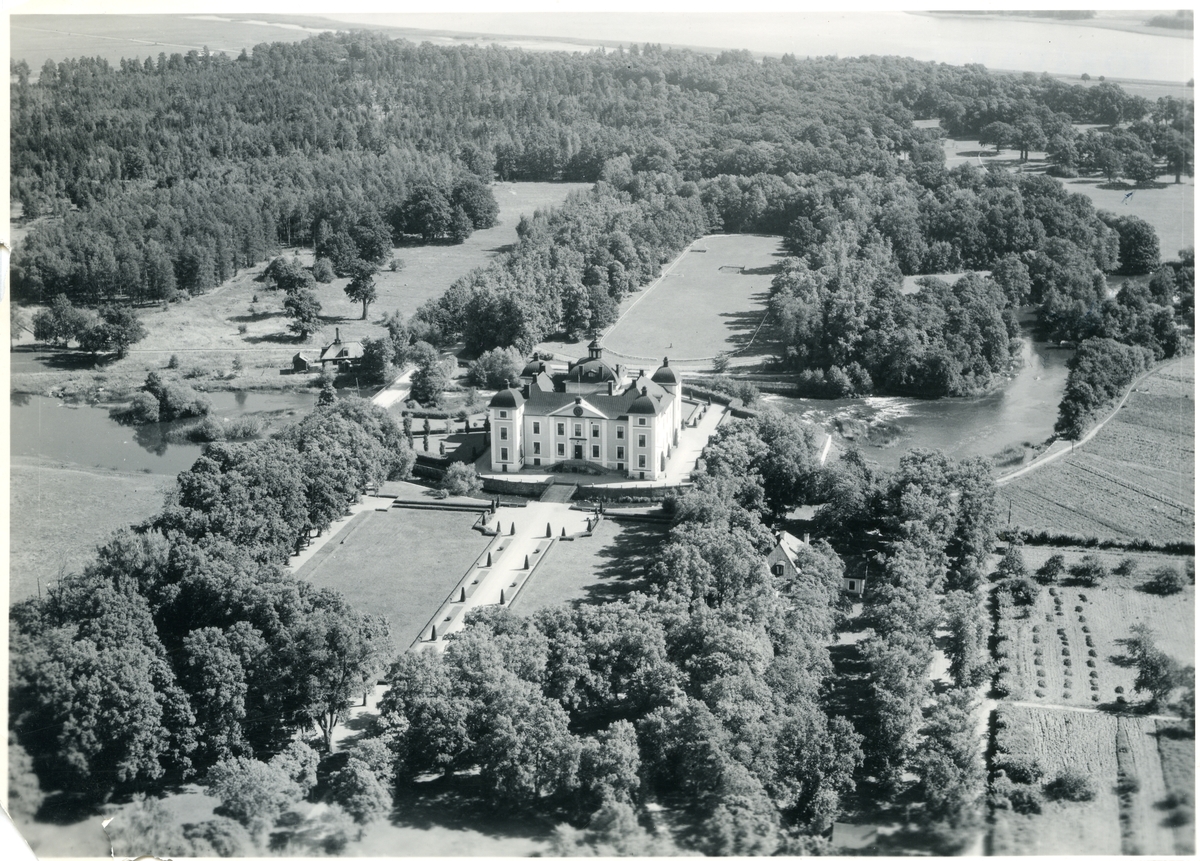 flygfoto-ver-str-msholms-slott-str-msholm-v-stmanlands-l-ns-museum