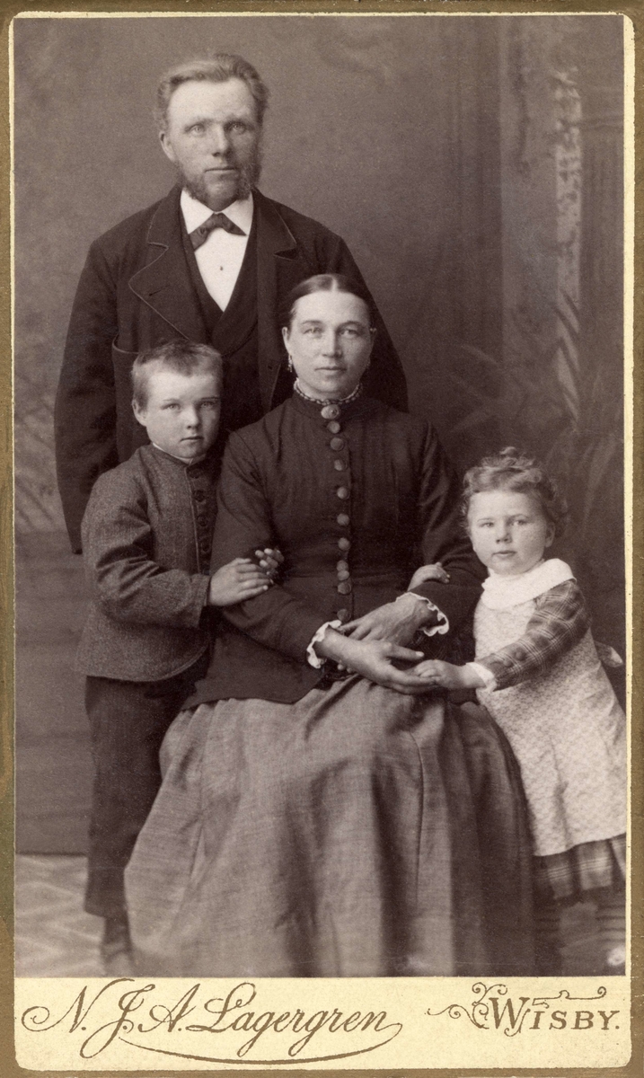 Fotografi på en familj