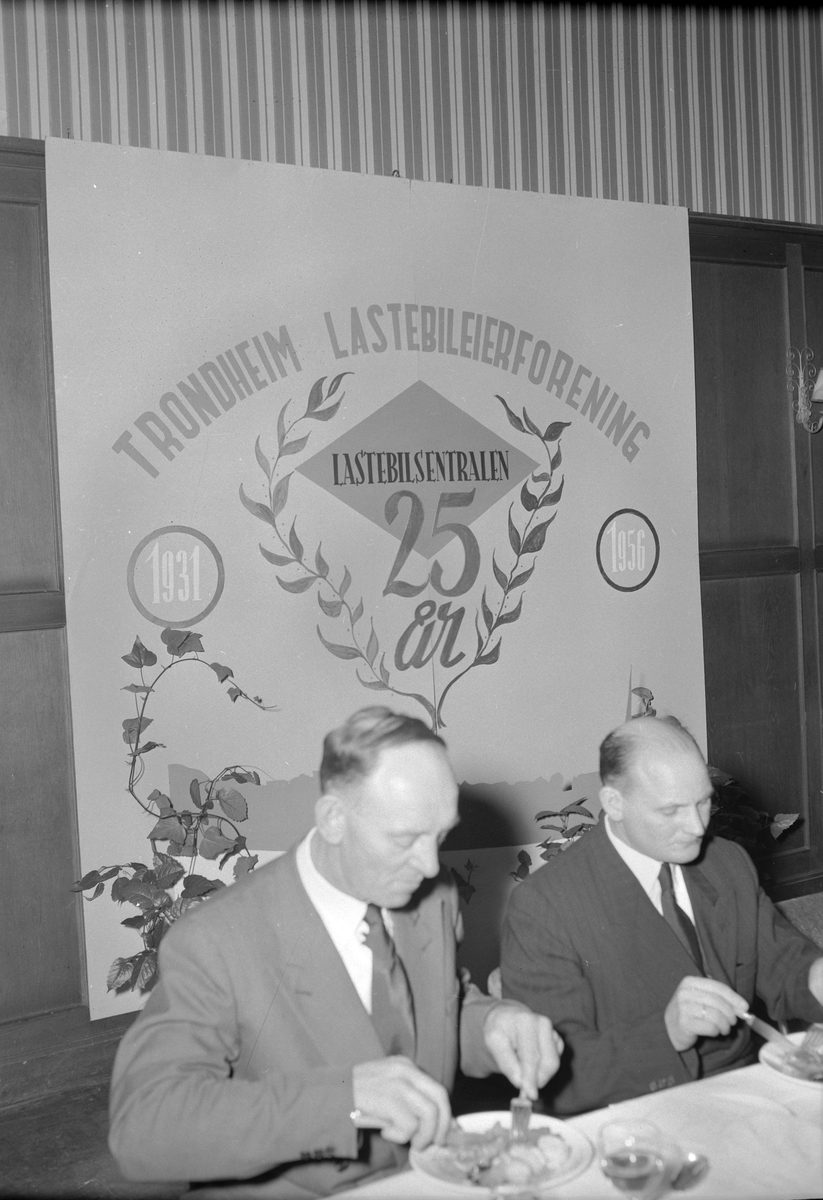 Trondheim Lastebileierforening og Lasebilcentralen feirer 25-årsjubileum