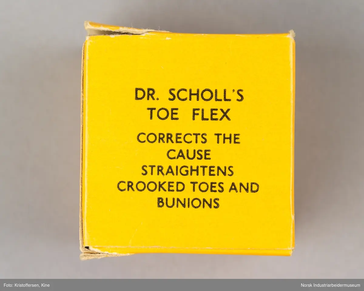 Dr. Scholl`s Toe-Flex for Bunions. To tåskillere i original emballasje fra Scholl i størrelse small. Tåskillerne er hudfarget og ovale i form.