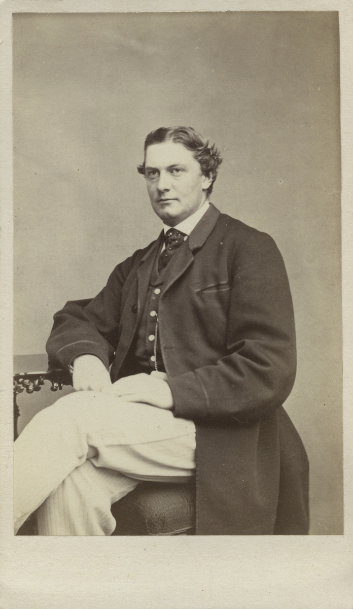 Underlöjtnant Sven Justus August Tengbom vid Kungliga Skaraborgs regemente. År 1865.