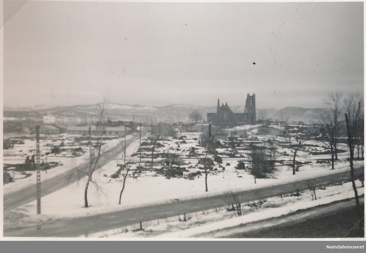 Namsos sentrum vinteren 1940/41 med begynnende brakkebygging