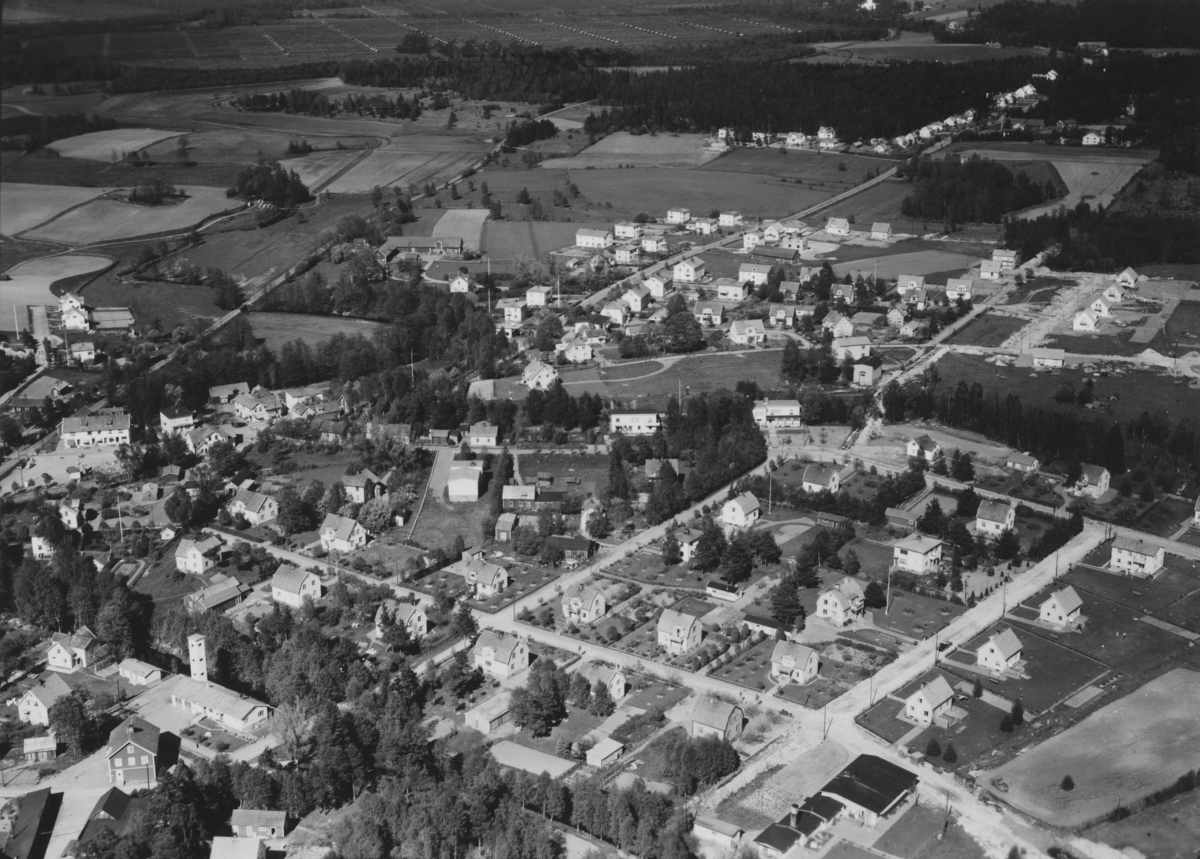 Flygfoto över Landsbro i Vetlanda kommun, Jönköpings län . M 991