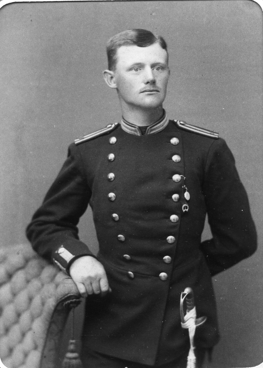 Fagerström, Sergeant
Jönköpings Regemente I 12 Skillingaryd