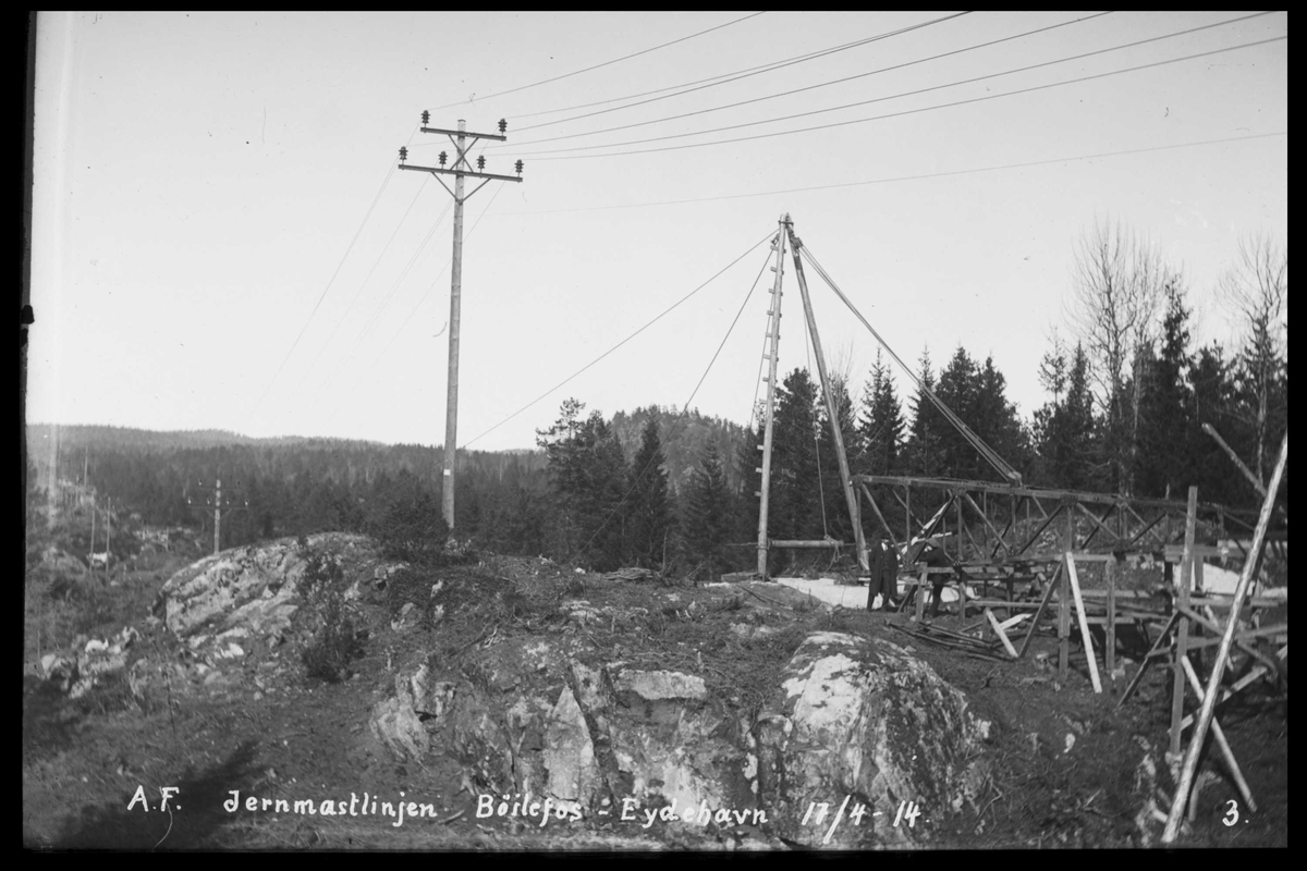 Arendal Fossekompani i begynnelsen av 1900-tallet
CD merket 0565, Bilde: 83
Sted: Bøylefoss høyspentlinjer
Beskrivelse: Jernmastlinja