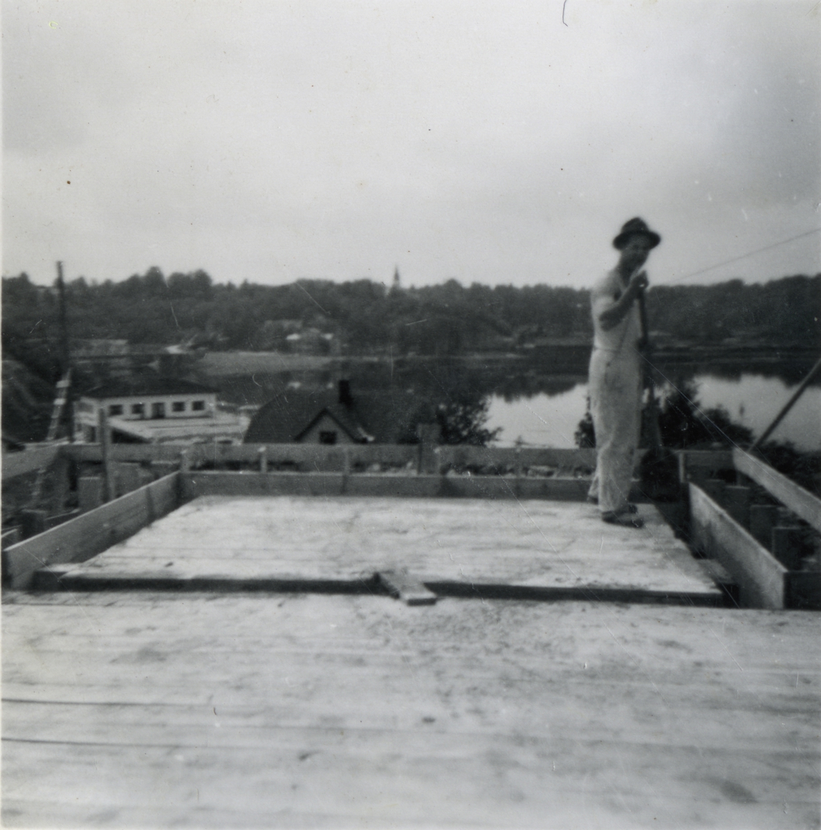 Husbygging i Sundet tidlig på 1950-tallet.