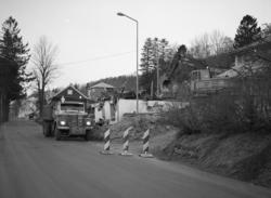 Riving av nabohuset til gården Sjølaupet gnr 27 bnr 2 eier K