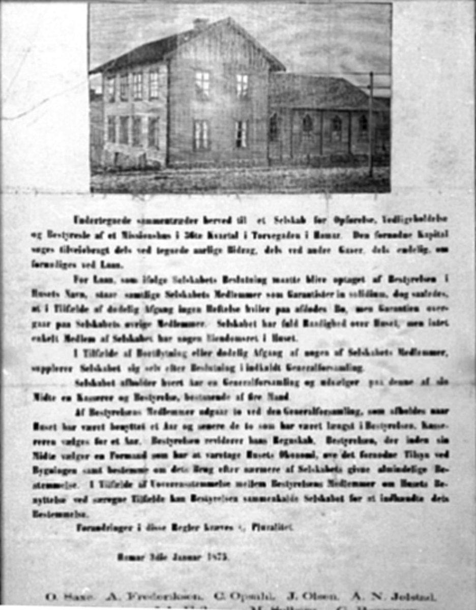 Trykk. Misjonshuset i Torggata 72 ble tatt i bruk 1878. I 1965 ble gården revet og Kredittkasse-bygget satt opp. 