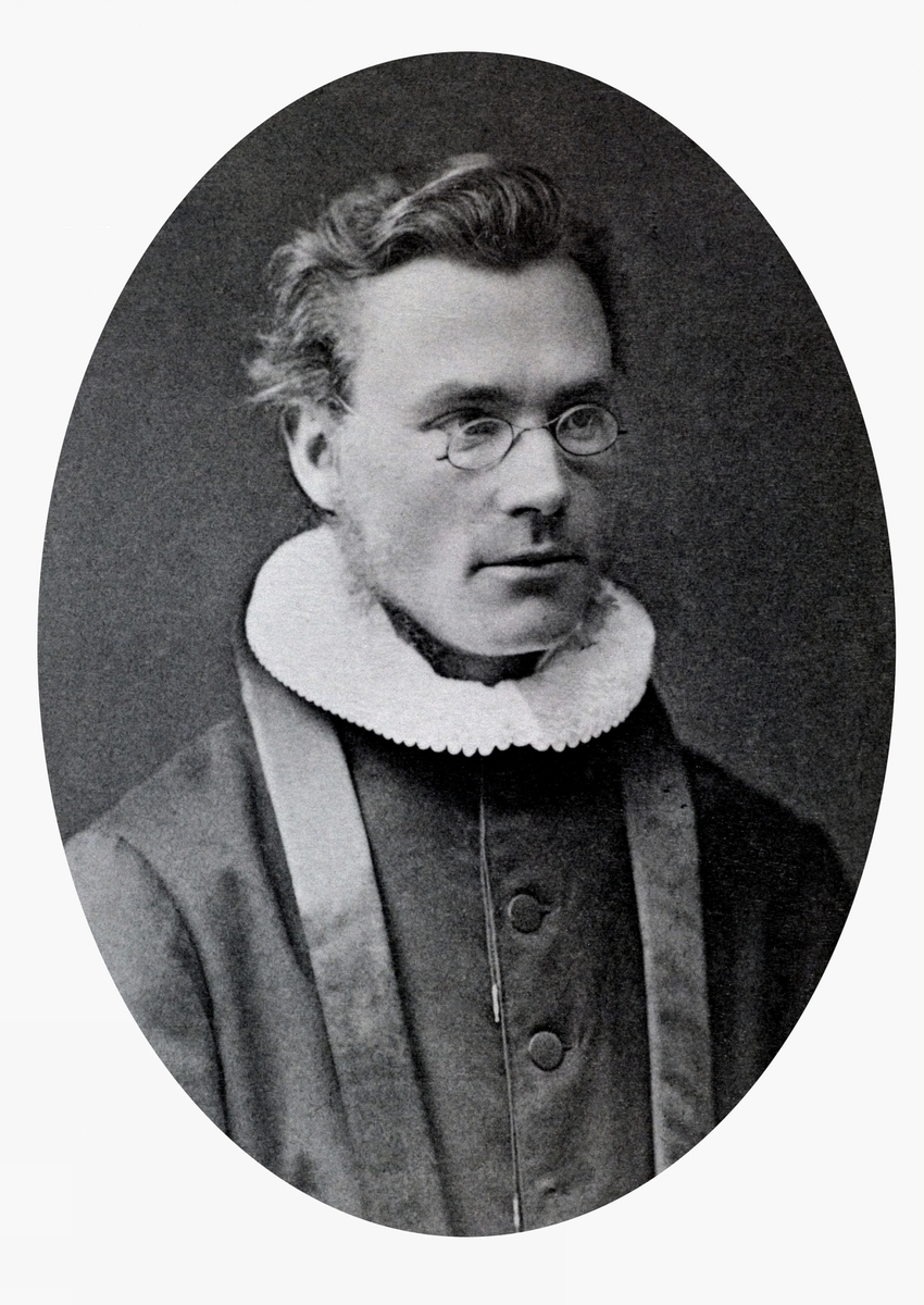 Portrett, prest Reinert Svendsen, F.1849, Veldre, Ringsaker.