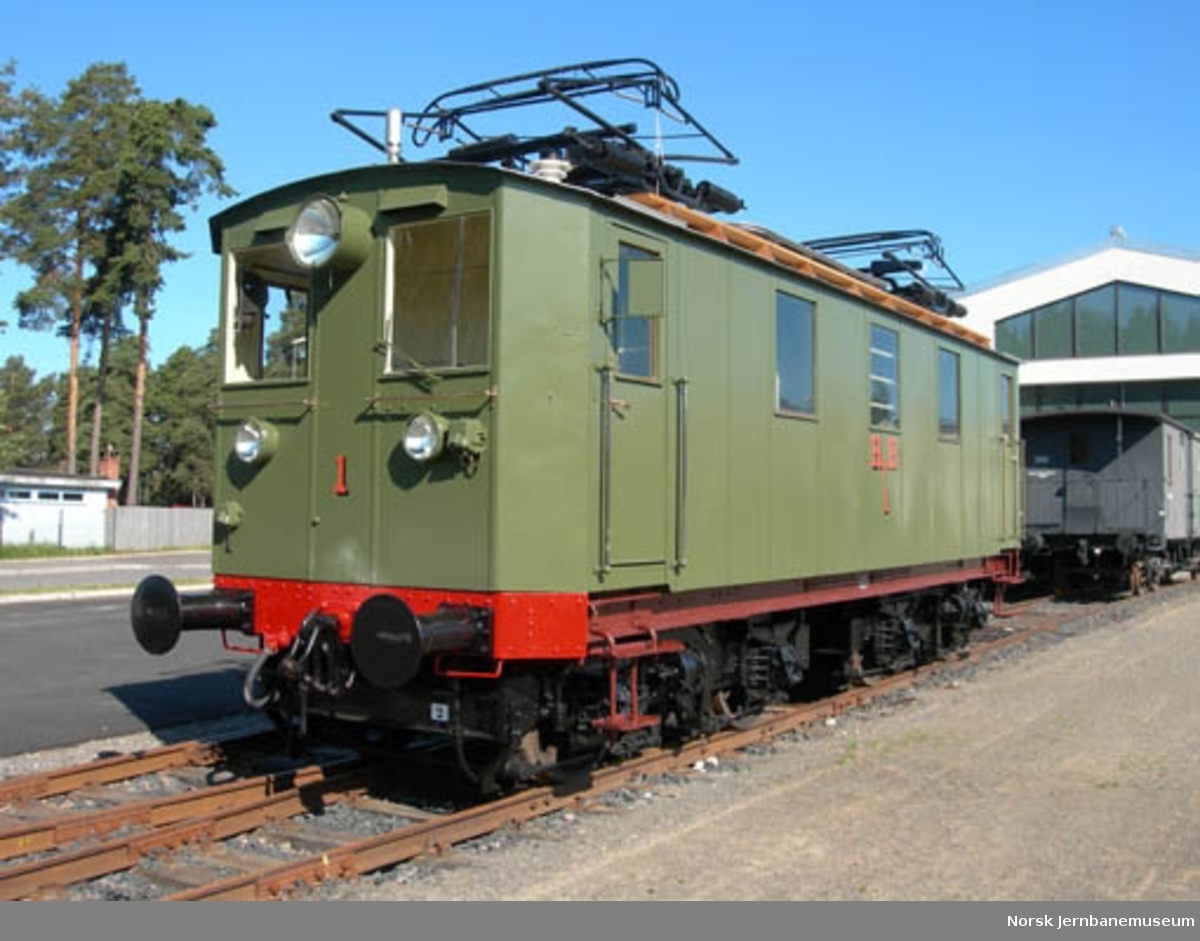Lokomotiv : elektrisk lokomotiv Rjukanbanen nr. 1