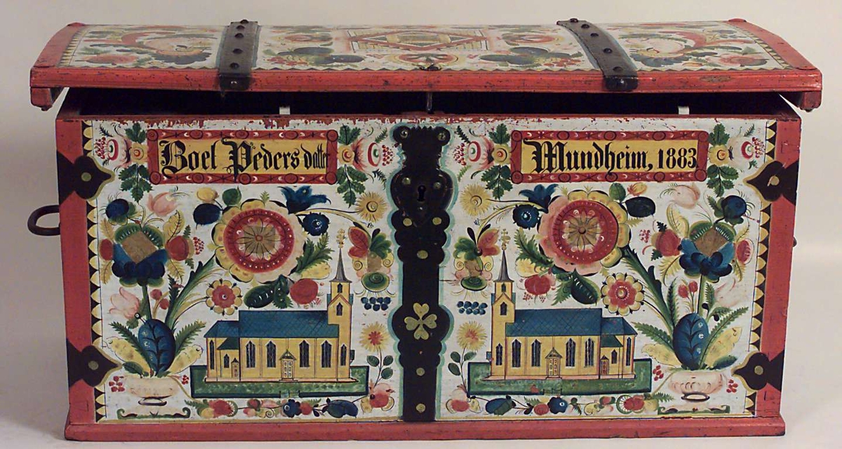 Kiste med løse føtter og nøkkel