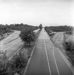 Serie. Ny autobahn i Tyskland. Motorsyklist med motosykkel m