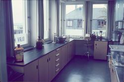 Laboratorium på Olav Kyrre apotek i Bergen.