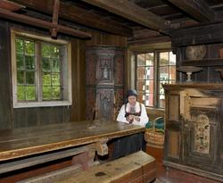 Norsk Folkemuseum, august 2010. Interiør i stue fra Nordre Y