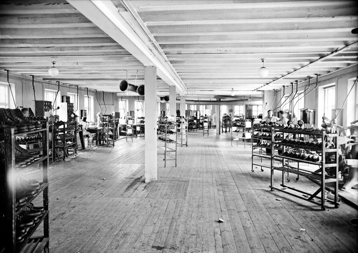 AB LE Larsson & Co, Hästens skofabrik, Svartbäcksgatan, Uppsala, interiör 1943