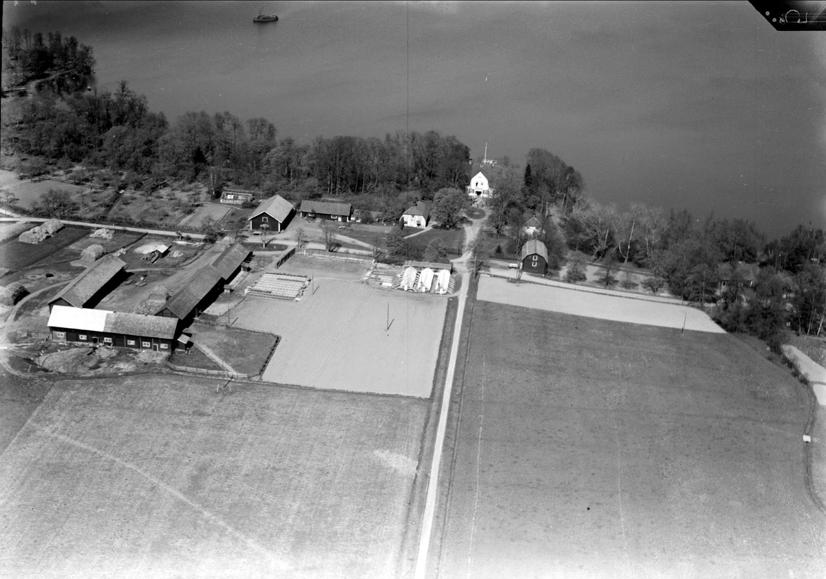 Flygfoto över Finnstaholm, Häggeby socken, Uppland 1936