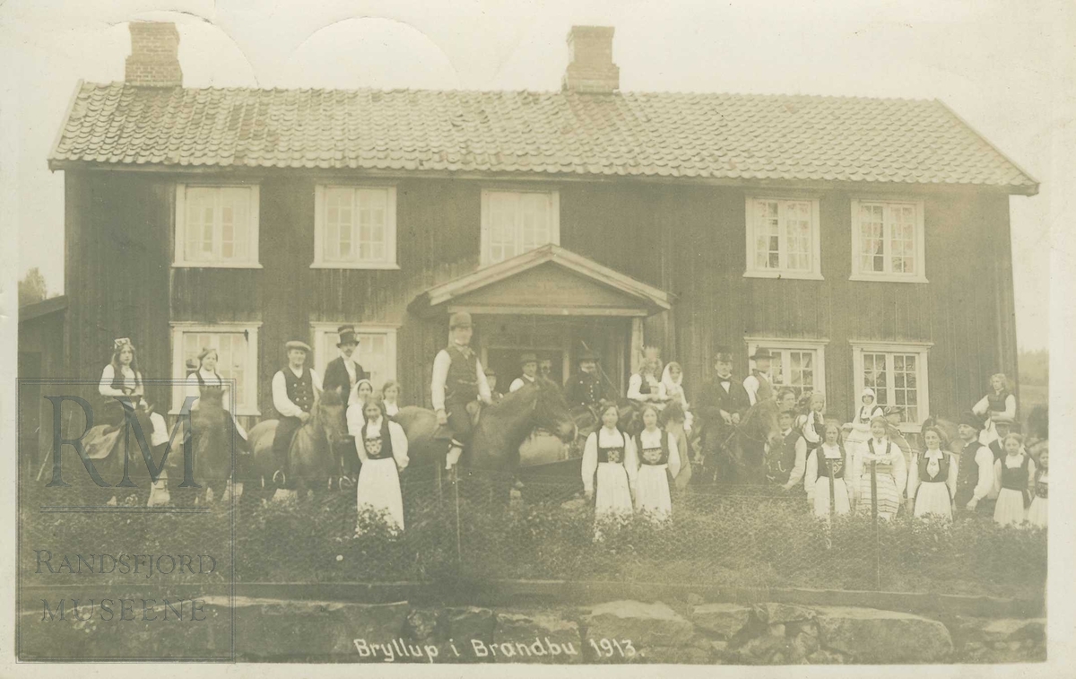 Jonsokfest med Bondebryllup i Brandbu i 1913