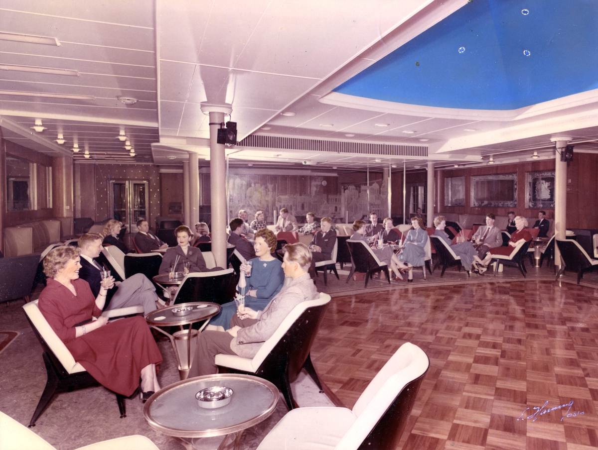 Salong ombord på M/S Bergensfjord (b. 1956)