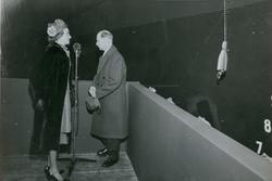 Gudmoren døper tørrlasteskipet M/S Atlantic Trader (tidl. M/