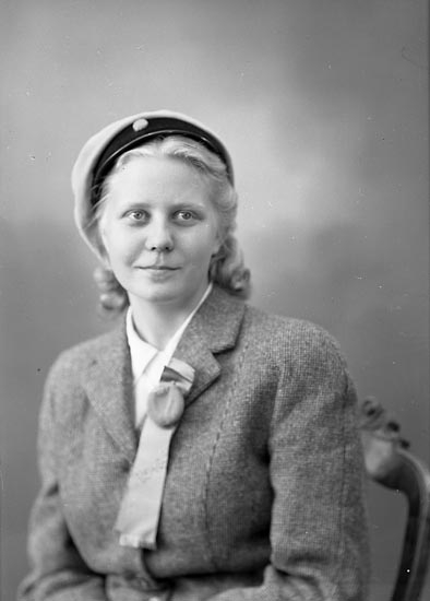 Enligt fotografens journal nr 7 1944-1950: "Stehr, Fr. Nina Här".