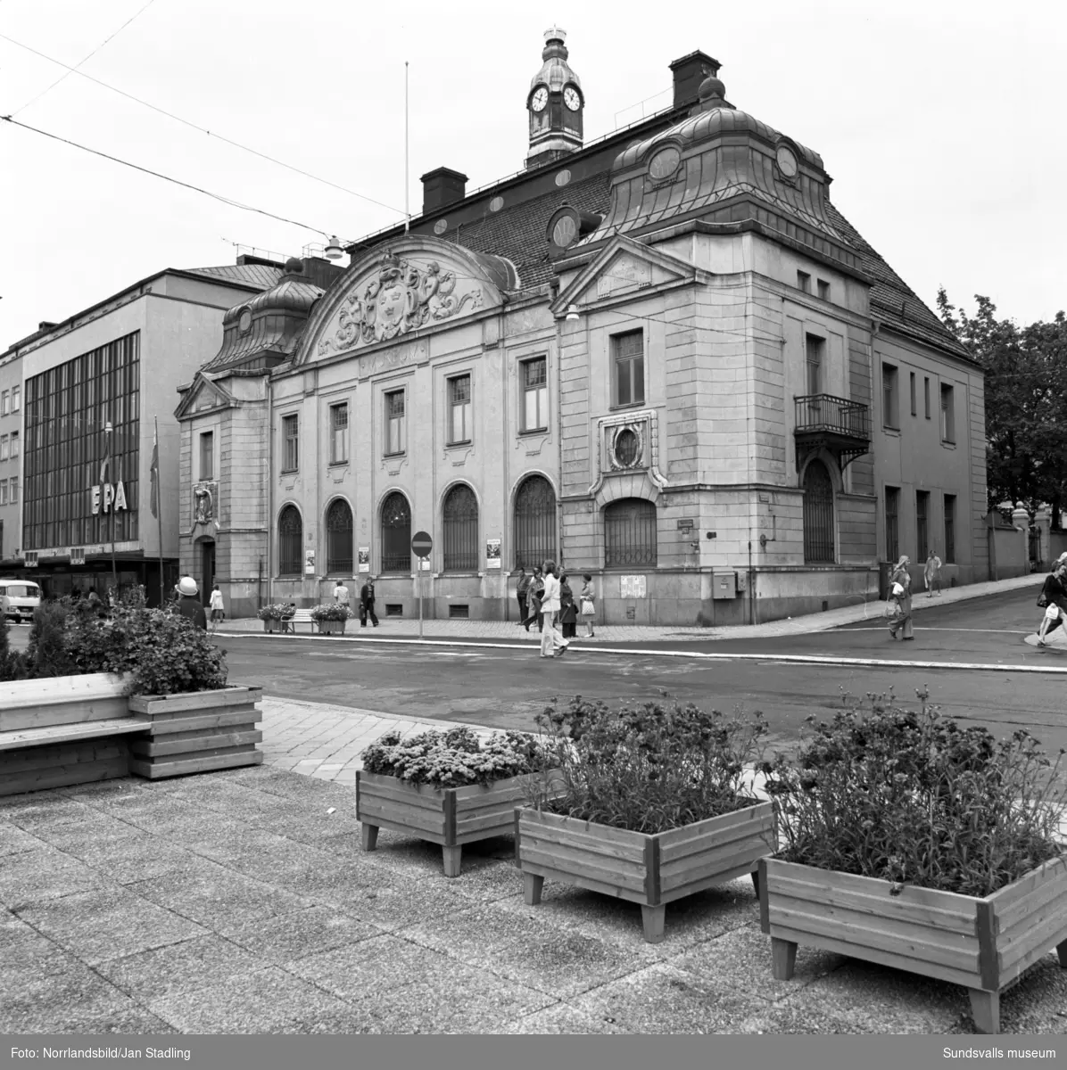 Exteriörbild av Sundsvalls museum på Storgatan 29.