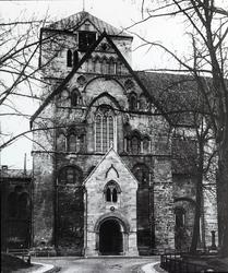 Trondheims domkirke. Nordre inngang.
