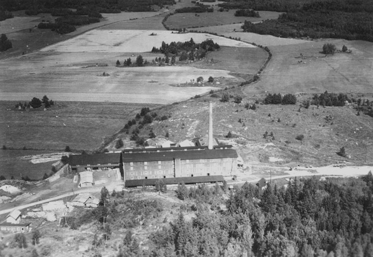 Flygfoto över Nynäs säteri, Hidingsta.
Godsägare E. Ribbing
