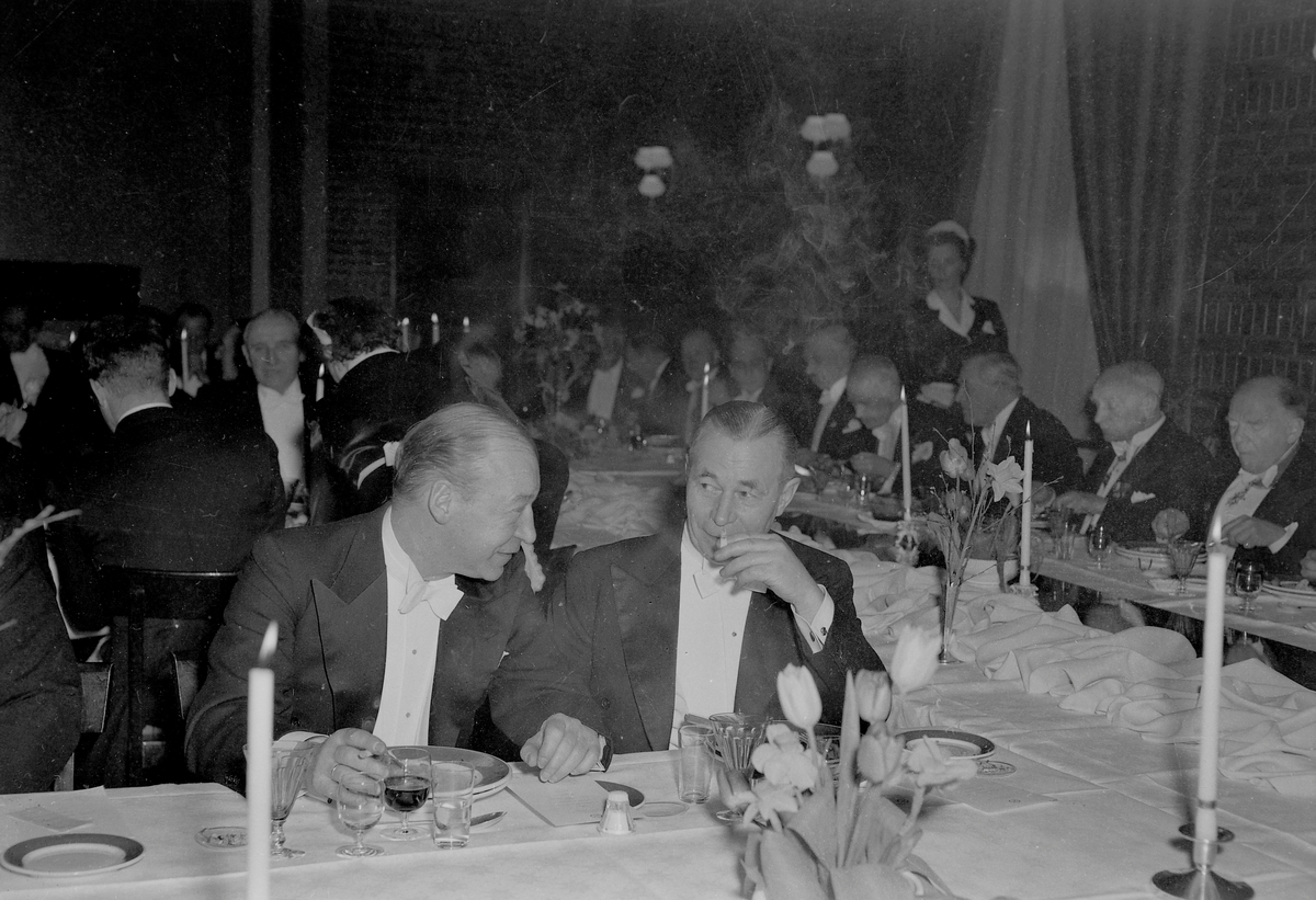 Middagsselskap i Kunstindustrimuseet og Handelsstandens Hus