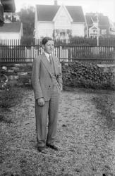 Kai Holst. Høsten 1930.