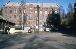 Nydalens Compagnie, Veveribygningen