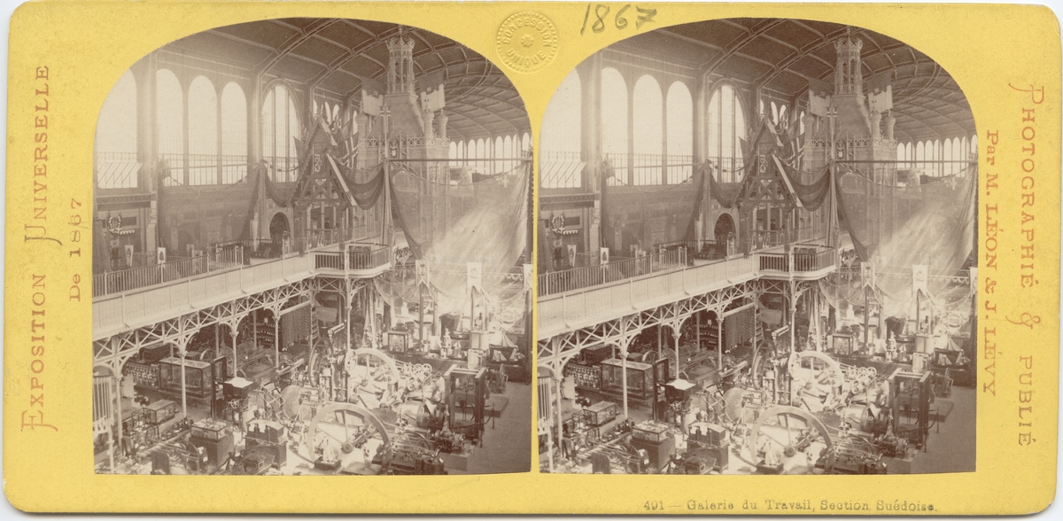 Stereobild med motiv av svenska paviljongen i "Galerie du Travail" på Världsutställningen i Paris 1867.
