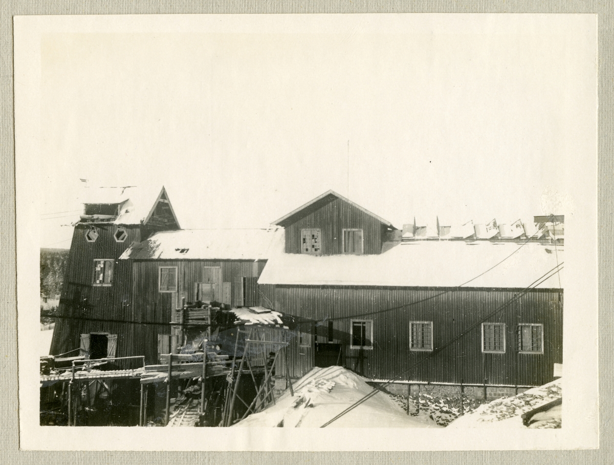 Skräders lave och skrädhus vid Källfallsgruvan 1921.