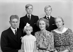 Ola Tørset Bolme med familie