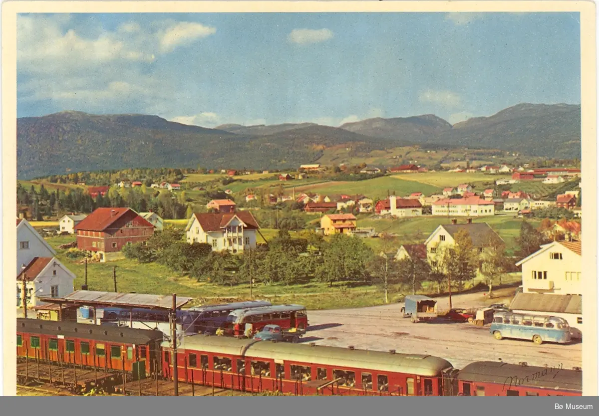 Bø i Telemark, jernbane og sentrum
