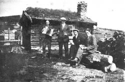 Fire karer i festlig lag