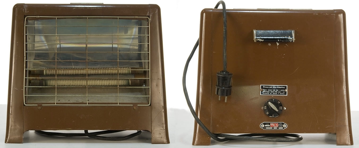Elektrisk varmeovn med bærehåndtak i tre og bryter på baksiden. På fremsiden er det frontgitter og blank varmereflektor.